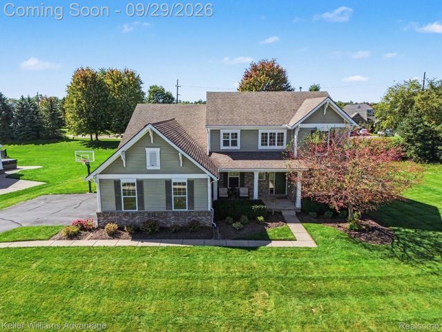 26393 Creekside Drive, Lyon Charter Township, MI 48165