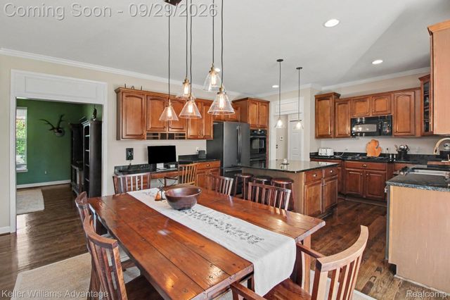 26393 Creekside Drive, Lyon Charter Township, MI 48165