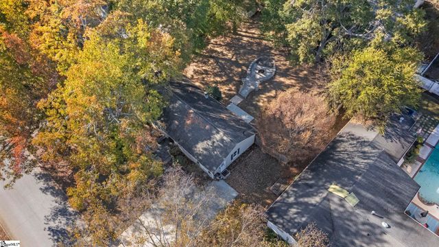 304 Brentwood Way, Simpsonville, SC 29680