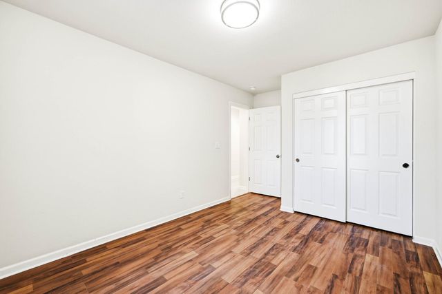 8624 W Wing Dr, Elk Grove, CA 95758