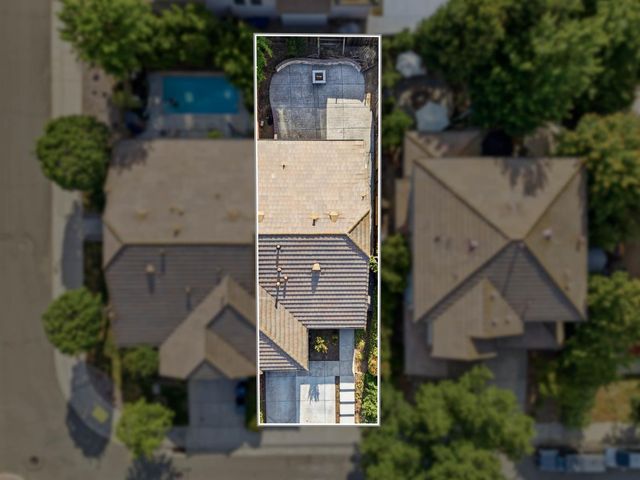 8624 W Wing Dr, Elk Grove, CA 95758