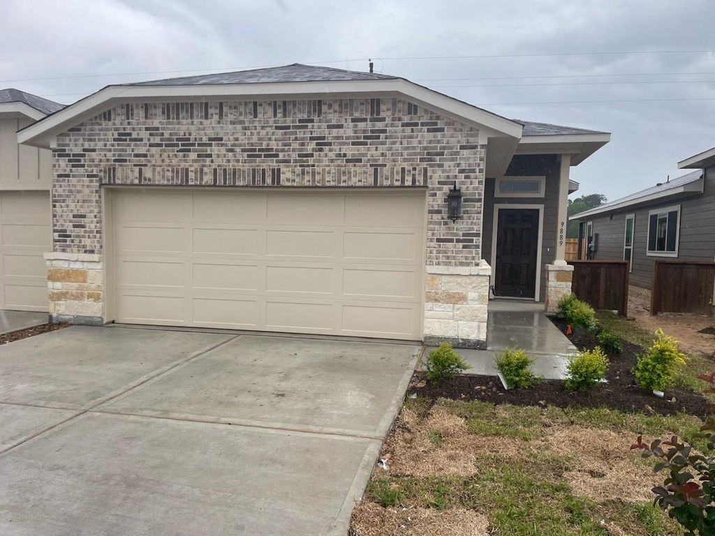 9889 Grosbeak Lane, Magnolia, TX 77354