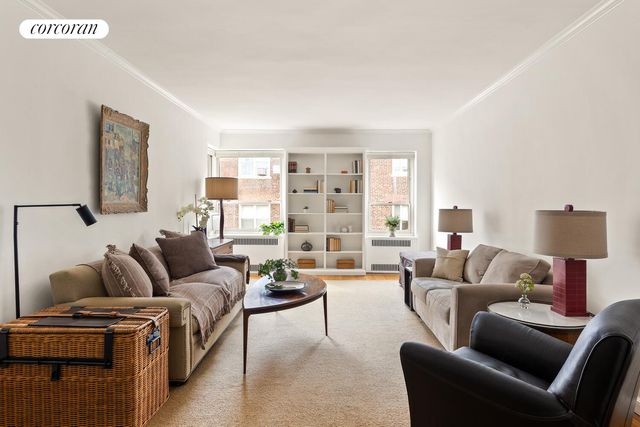 530 E 90th St Apt 6H, New York City, NY 10128