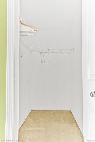 3086 CAMDEN Drive, Troy, MI 48084