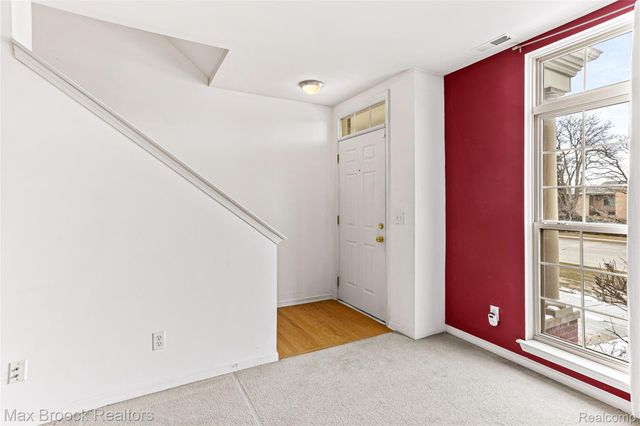 3086 CAMDEN Drive, Troy, MI 48084