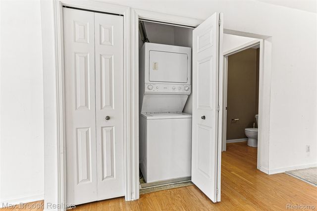 3086 CAMDEN Drive, Troy, MI 48084