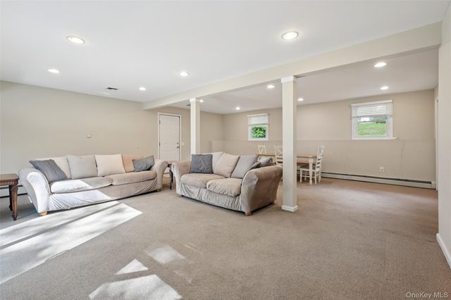 27A Claremont Lane, Suffern, NY 10901