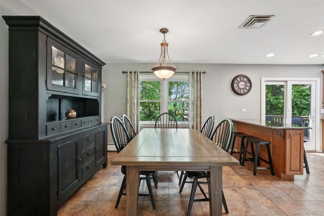 27A Claremont Lane, Suffern, NY 10901