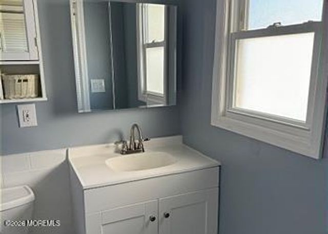 22 21st Avenue, South Seaside Park, NJ 08752