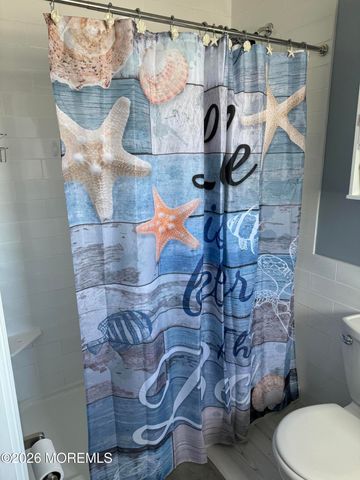 22 21st Avenue, South Seaside Park, NJ 08752