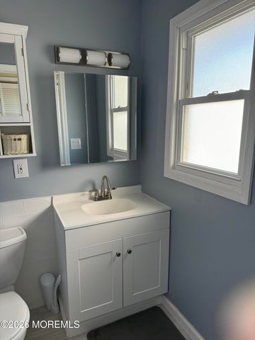 22 21st Avenue, South Seaside Park, NJ 08752