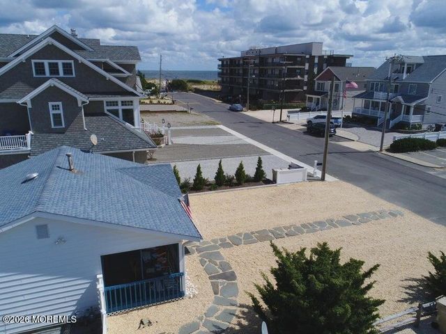 22 21st Avenue, South Seaside Park, NJ 08752