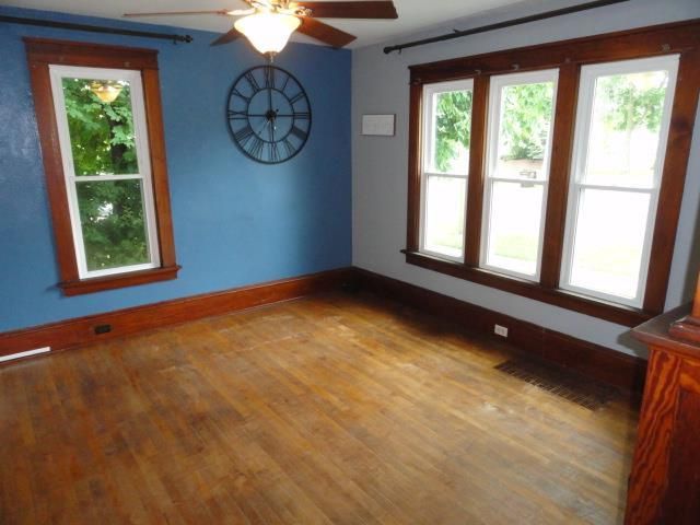 318 N 3rd St, Fort Atkinson, WI 53538
