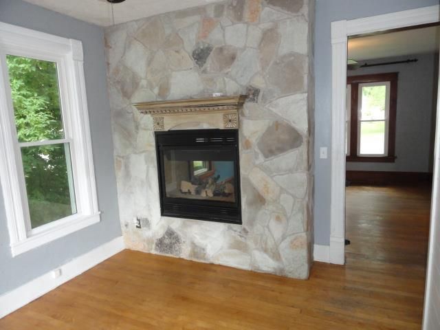 318 N 3rd St, Fort Atkinson, WI 53538