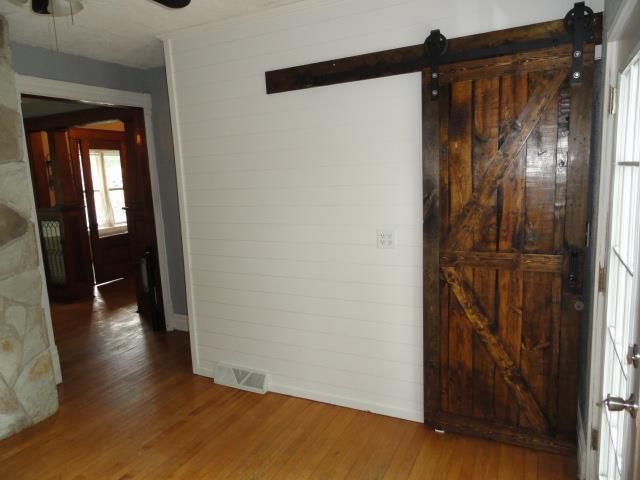 318 N 3rd St, Fort Atkinson, WI 53538