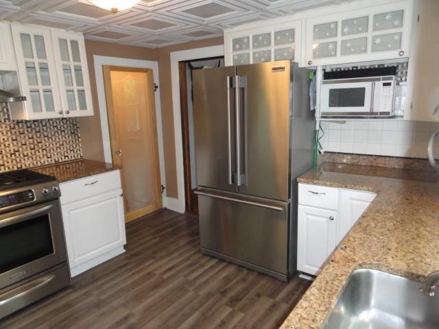 318 N 3rd St, Fort Atkinson, WI 53538