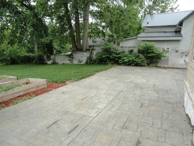 318 N 3rd St, Fort Atkinson, WI 53538