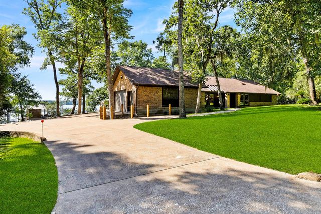 20312 St Andrews Circle, Huntsville, TX 77320