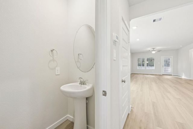 5721 Adamite Way, Houston, TX 77048