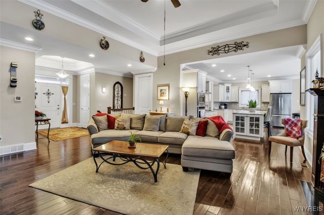 474 North Rockingham Way, Amherst, NY 14228