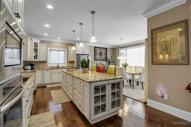 474 North Rockingham Way, Amherst, NY 14228