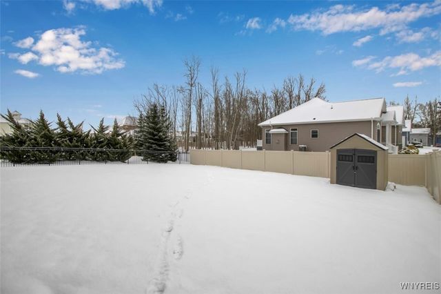 474 North Rockingham Way, Amherst, NY 14228