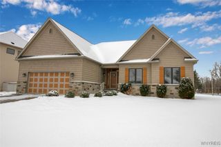 474 North Rockingham Way, Amherst, NY 14228