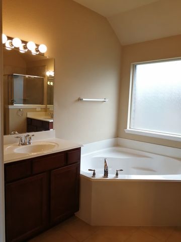 2793 Cresent Lake Drive, Little Elm, TX 75068