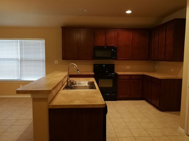2793 Cresent Lake Drive, Little Elm, TX 75068