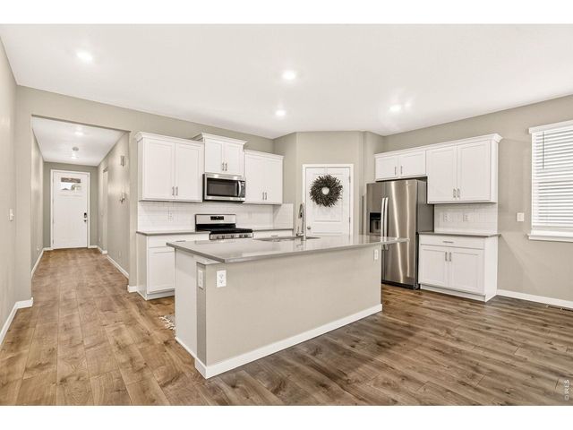 1944 Thundercloud Dr, Windsor, CO 80550