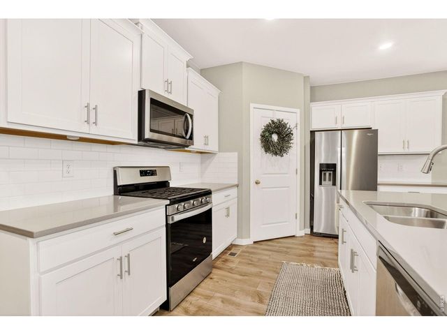 1944 Thundercloud Dr, Windsor, CO 80550