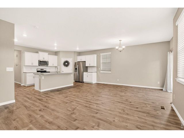 1944 Thundercloud Dr, Windsor, CO 80550
