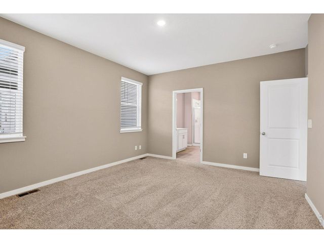 1944 Thundercloud Dr, Windsor, CO 80550