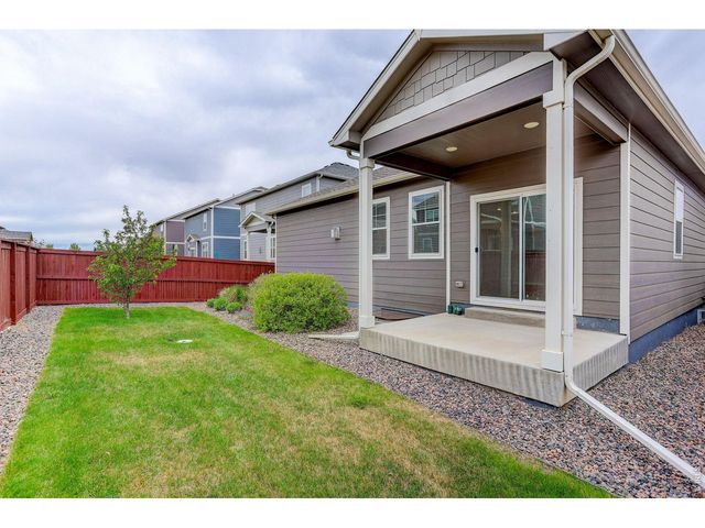 1944 Thundercloud Dr, Windsor, CO 80550