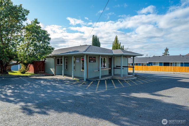 412 N Main Street, Coupeville, WA 98239