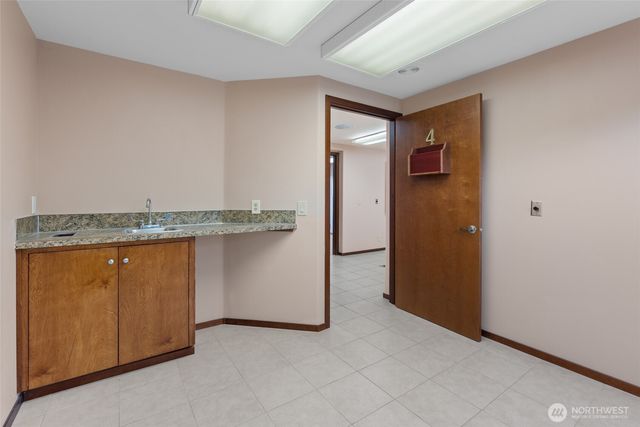 412 N Main Street, Coupeville, WA 98239
