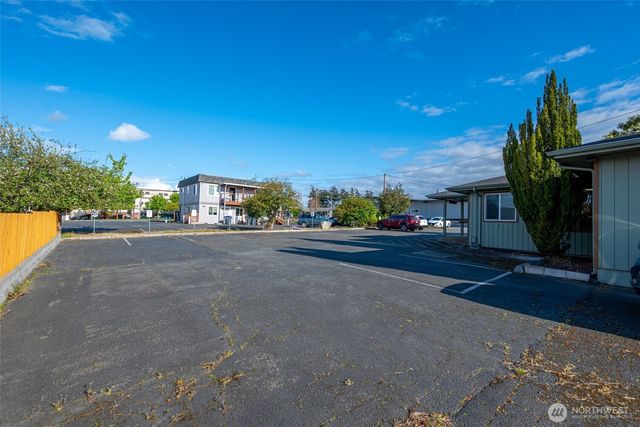 412 N Main Street, Coupeville, WA 98239