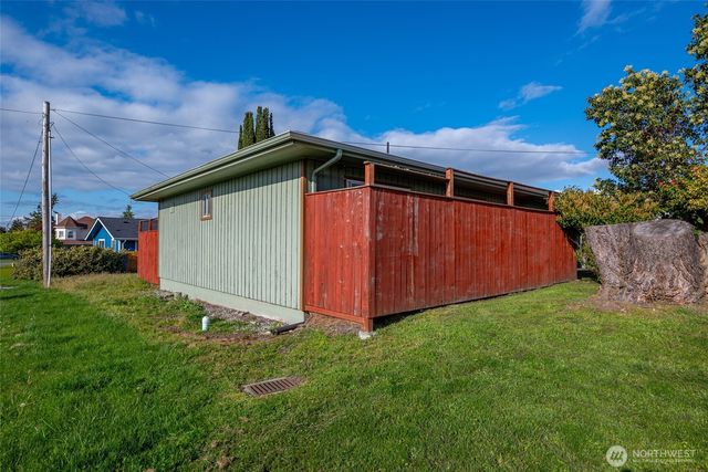 412 N Main Street, Coupeville, WA 98239