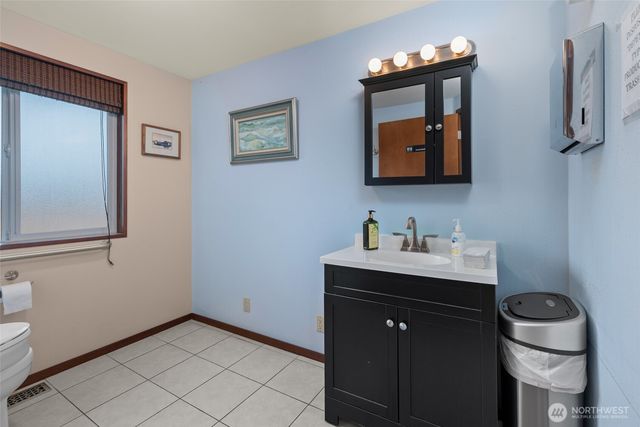 412 N Main Street, Coupeville, WA 98239
