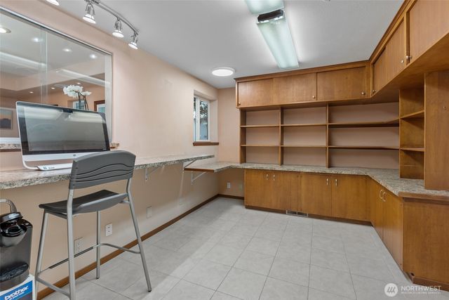 412 N Main Street, Coupeville, WA 98239