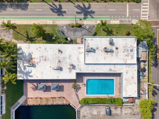 3849 NE 169th St 412, North Miami Beach, FL 33160