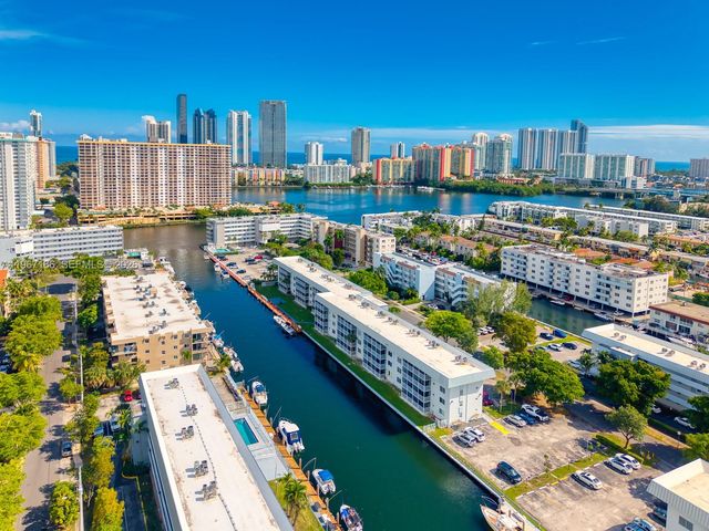 3849 NE 169th St 412, North Miami Beach, FL 33160