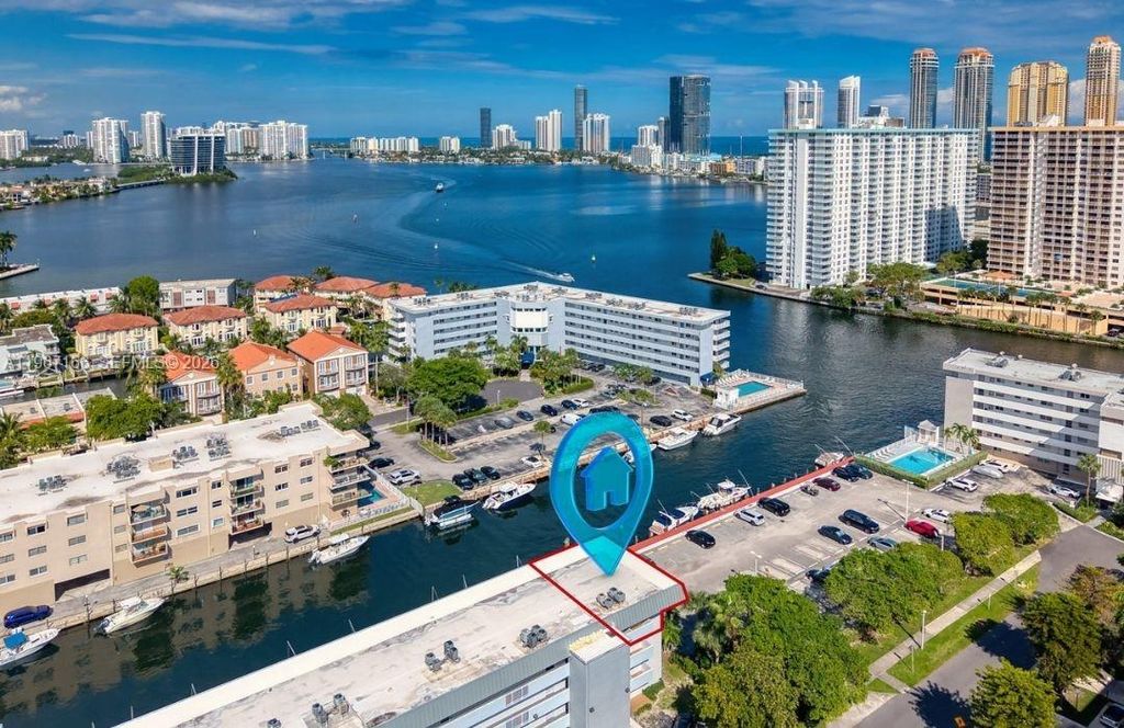 3849 NE 169th St 412, North Miami Beach, FL 33160