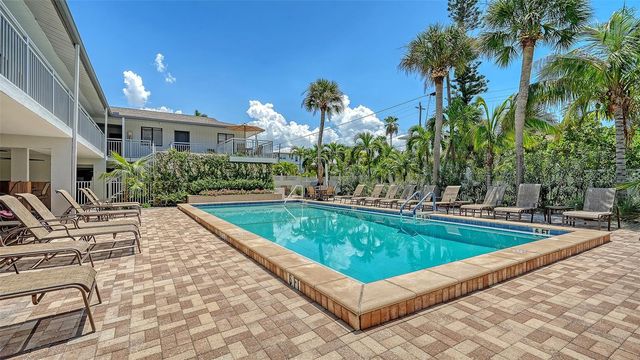 1001 POINT OF ROCKS ROAD 310, Sarasota, FL 34242