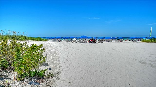 1001 POINT OF ROCKS ROAD 310, Sarasota, FL 34242