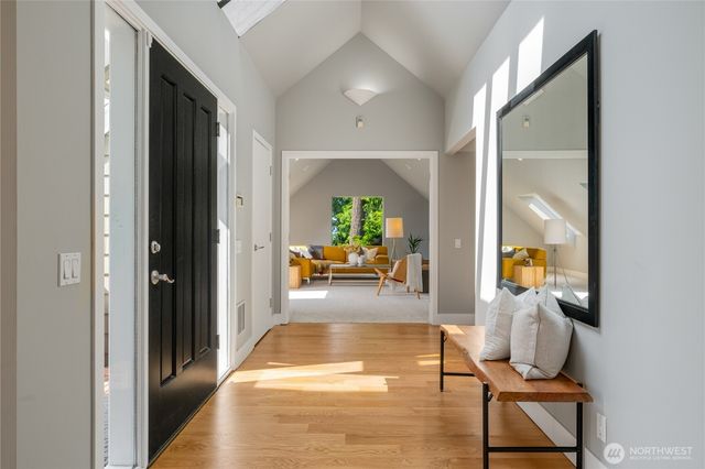 7393 Braemar Drive, Edmonds, WA 98026