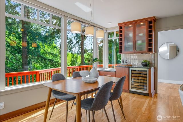 7393 Braemar Drive, Edmonds, WA 98026