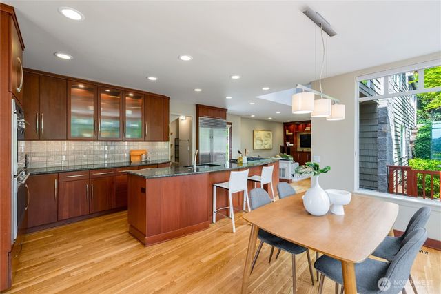 7393 Braemar Drive, Edmonds, WA 98026