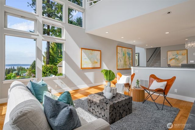 7393 Braemar Drive, Edmonds, WA 98026