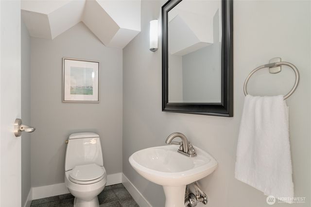 7393 Braemar Drive, Edmonds, WA 98026